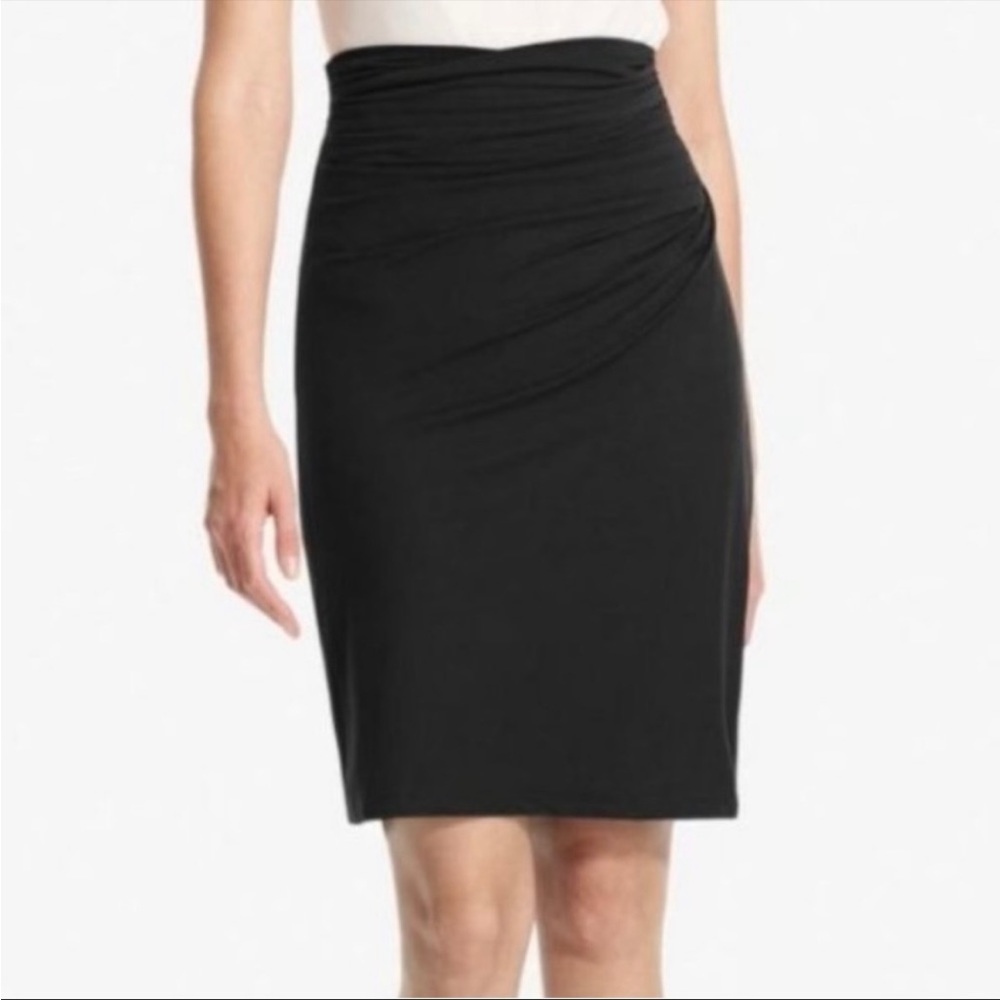 MM LAFLEUR Ruched Skirt M Black